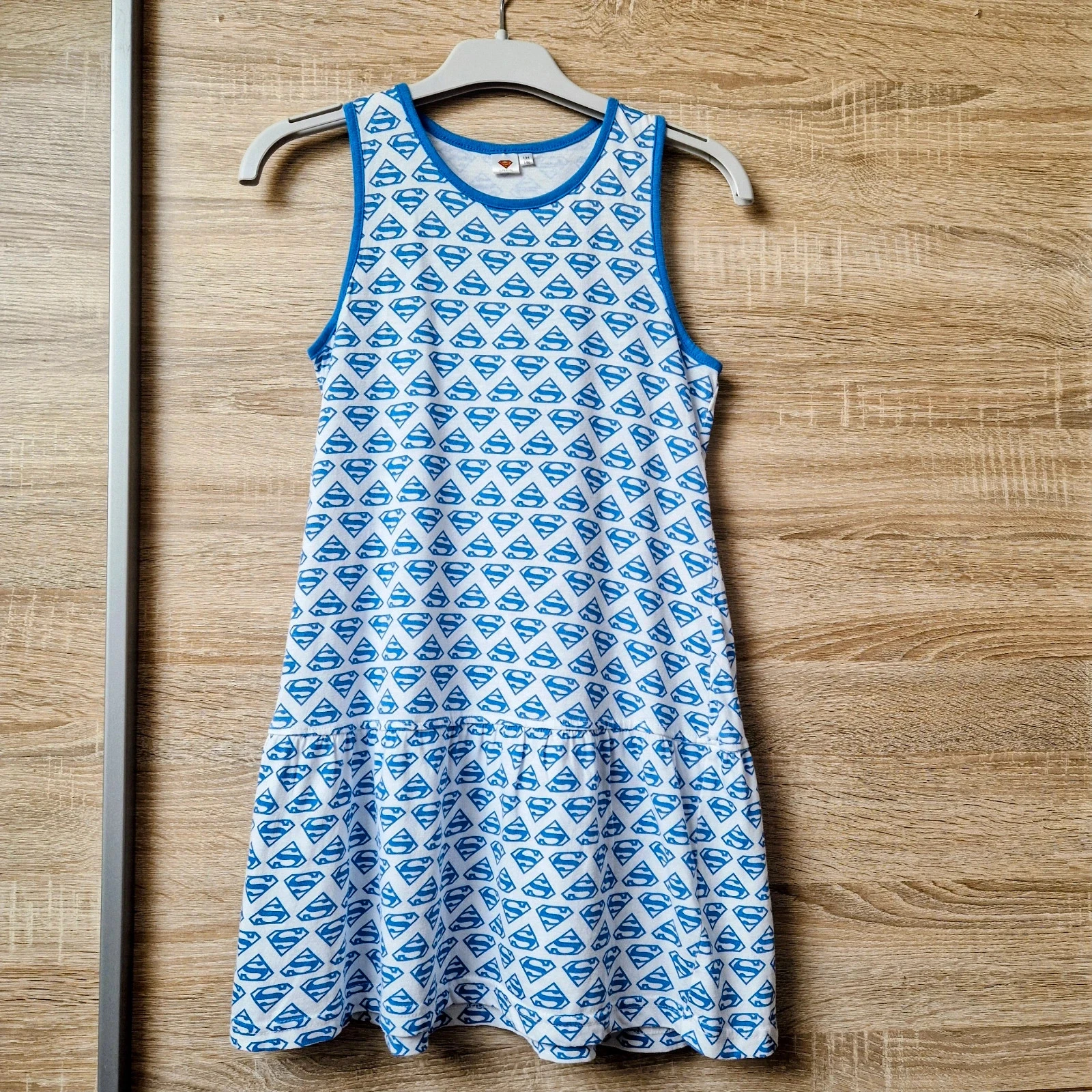 Robe Supergirl Taille 9/10 ans